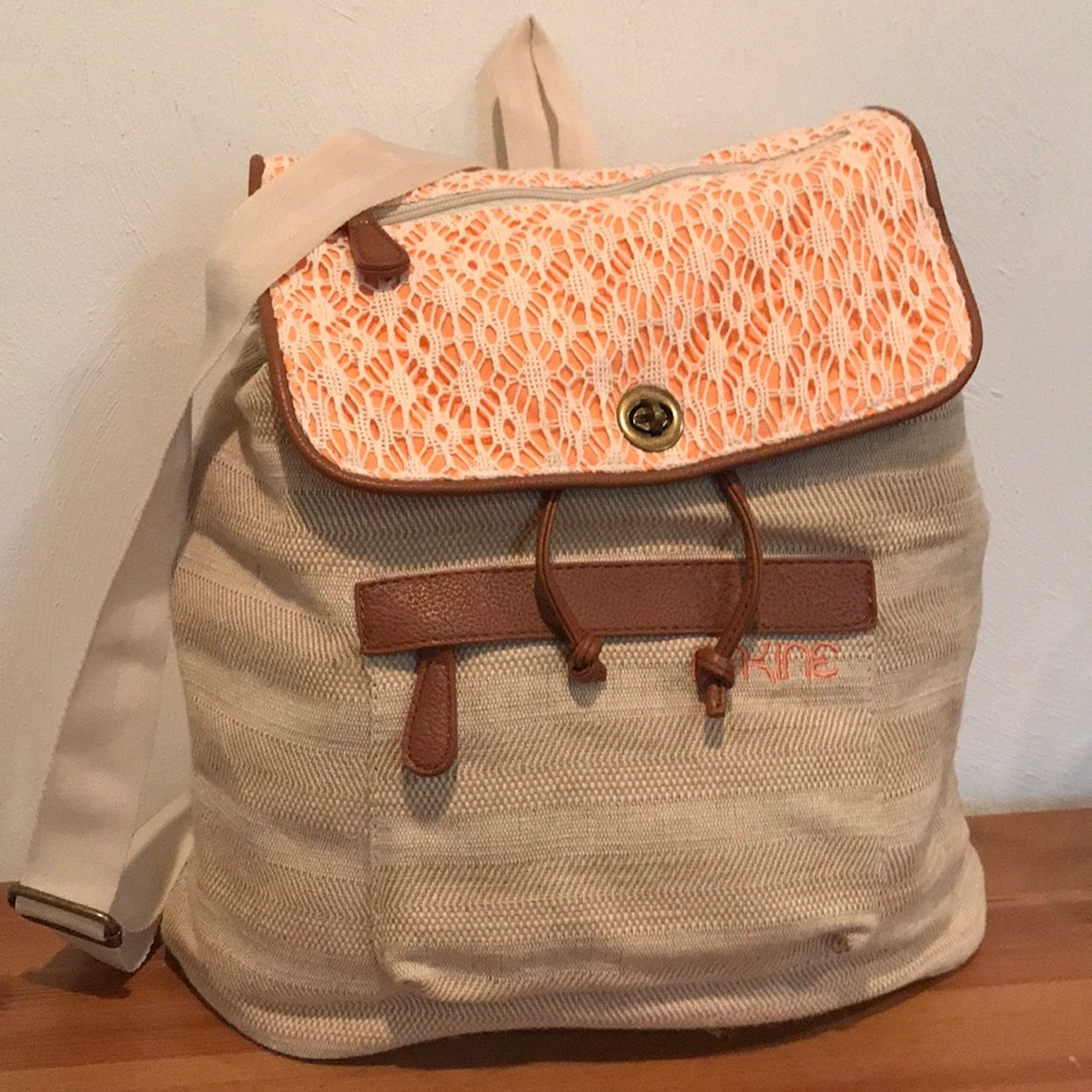 🎊 HOST PICK 🎊 Dakine backpack